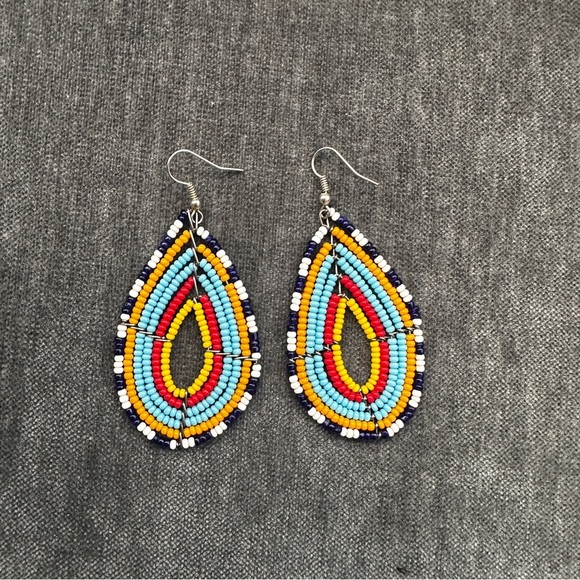 NEW African Handmade Beaded Earrings - Picture 3 of 5